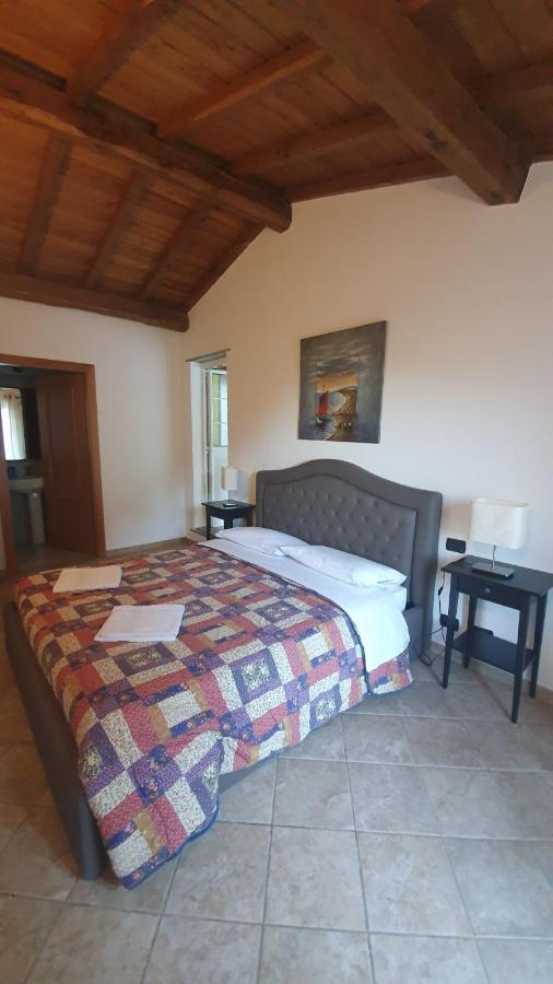 Il Girasole Bed & Breakfast Semorile Exterior photo